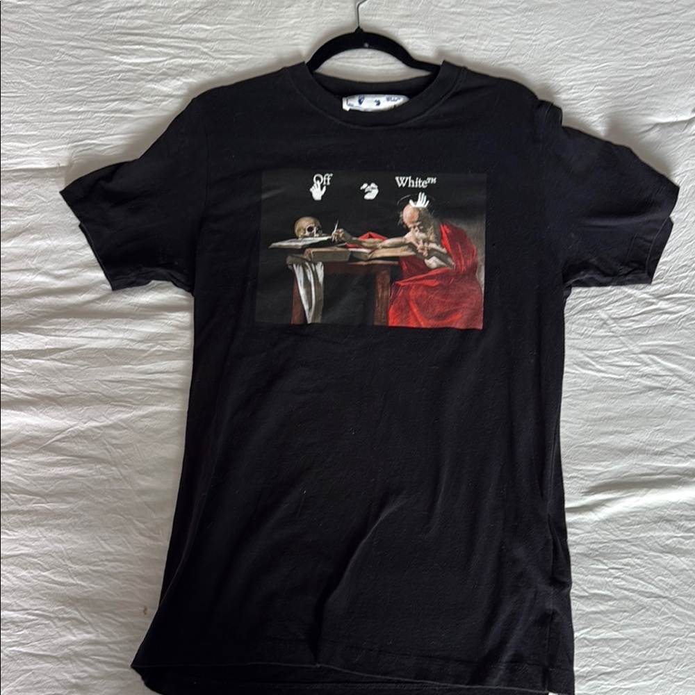 Off-White Black Short Sleeve Tee with Artistic Graphic